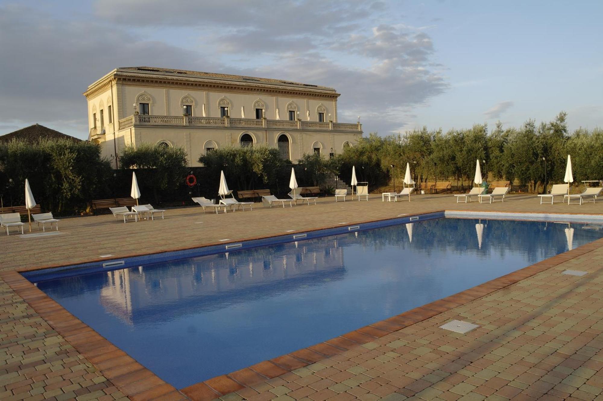 Feudo Vagliasindi -Wine Experience- Guest House Рандацо Екстериор снимка