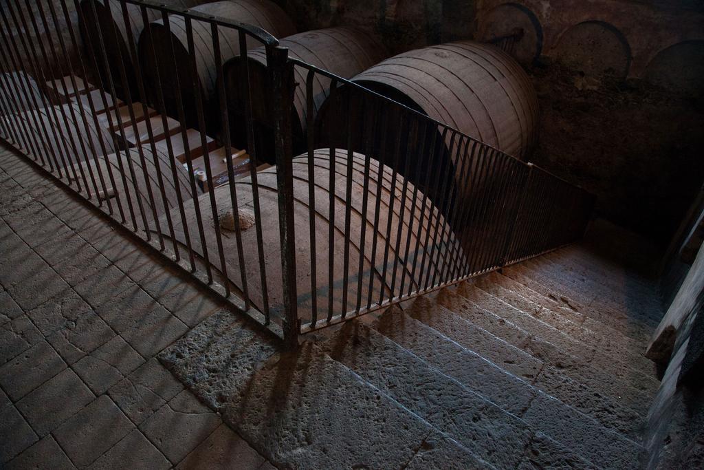 Feudo Vagliasindi -Wine Experience- Guest House Рандацо Екстериор снимка